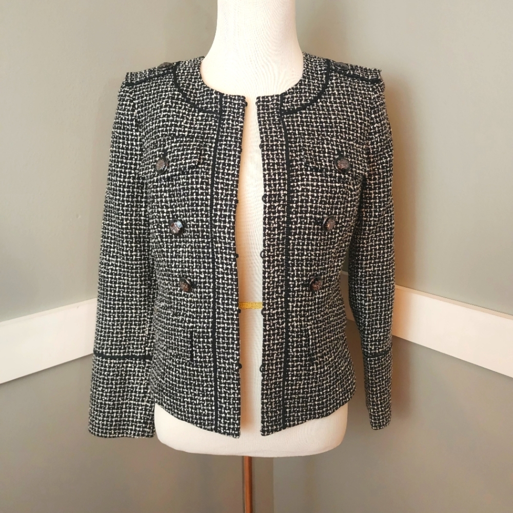 White House Black Market NWT Black And White Moto Jacket Size 2P